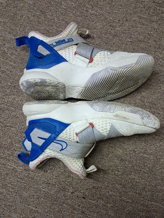 Nike White and Blue Strap High-Top Basketball Shoes main image 5